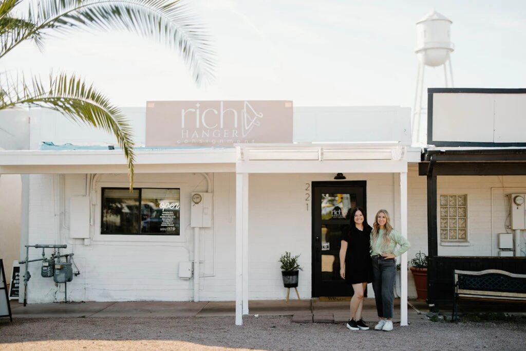 Rich Hanger Consignment