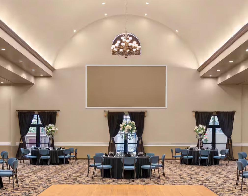 Doubletree Gilbert Cut