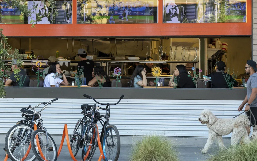 Dive Into The Districts