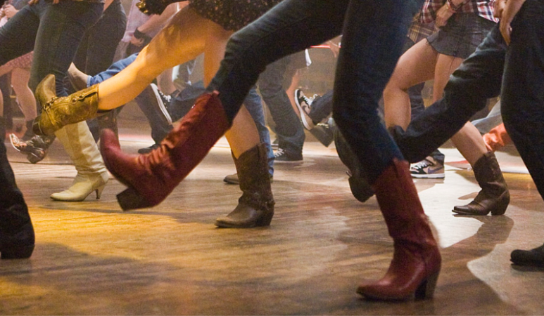 Line Dancing 773x450